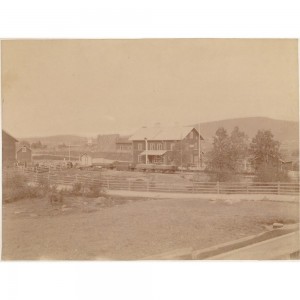 1886