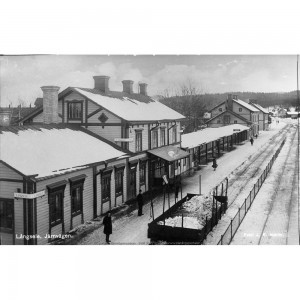 1930